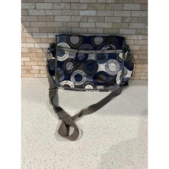 Coach F18377 Multicolor Signature Snaphead Baby Travel Multifunctional Messenger - Picture 1 of 3